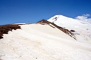 Podled na Elbrus ze sedla Irikchat