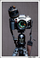 Rozlomený Canon EF 28-105mm f/3,5-4,5 USM