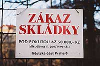 Zákaz skládky