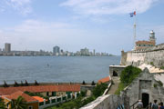 Pohled z pevnosti Castillo del Morro.