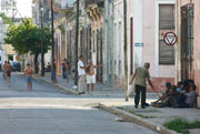 Život na ulici v Cienfuegos.