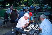 Posezení u šachovnice patří k nejoblíbenějším kratochvílím mnoha Maďarů