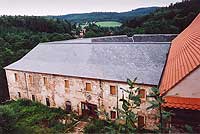 Pivoň - klášter