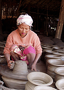 Ruční výroba keramických nádob