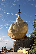 Golden Rock (posvátný viklan)