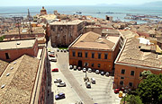 Cagliari - staré město a přístav