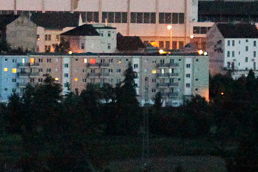 Canon EOS 1D Mark IV, objektiv Canon EF 100 mm f/2,8 Macro USM. ISO 12800, čas 1/60s, clona 2,8. Výřez střední části snímku. Škoda 2