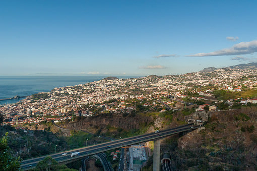 Prosvětlení stínů (Madeira, Portugalsko) Prosvětlení
