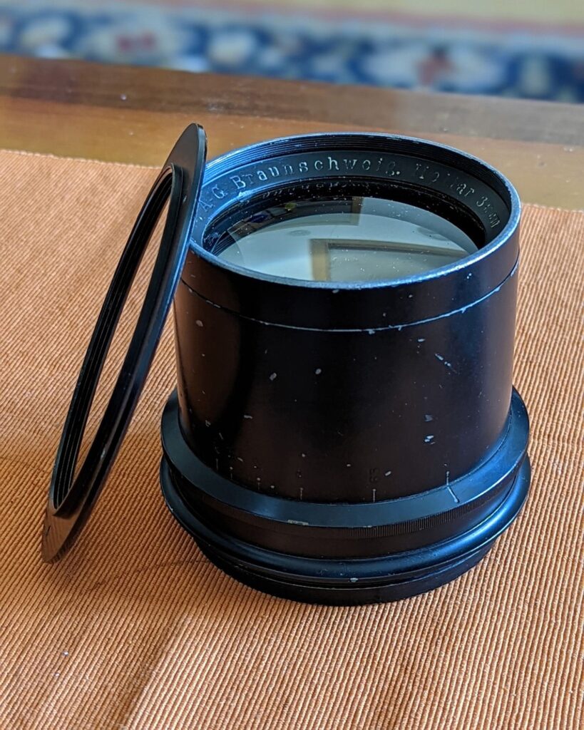 360mm f4.5 - zajímavý typ s hliníkovým tělem, ale novějším vzhledem (1919)