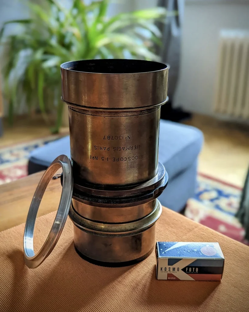 Typ 2 - volič SF spojen s clonou. Zde Hermagis Eidoscope
