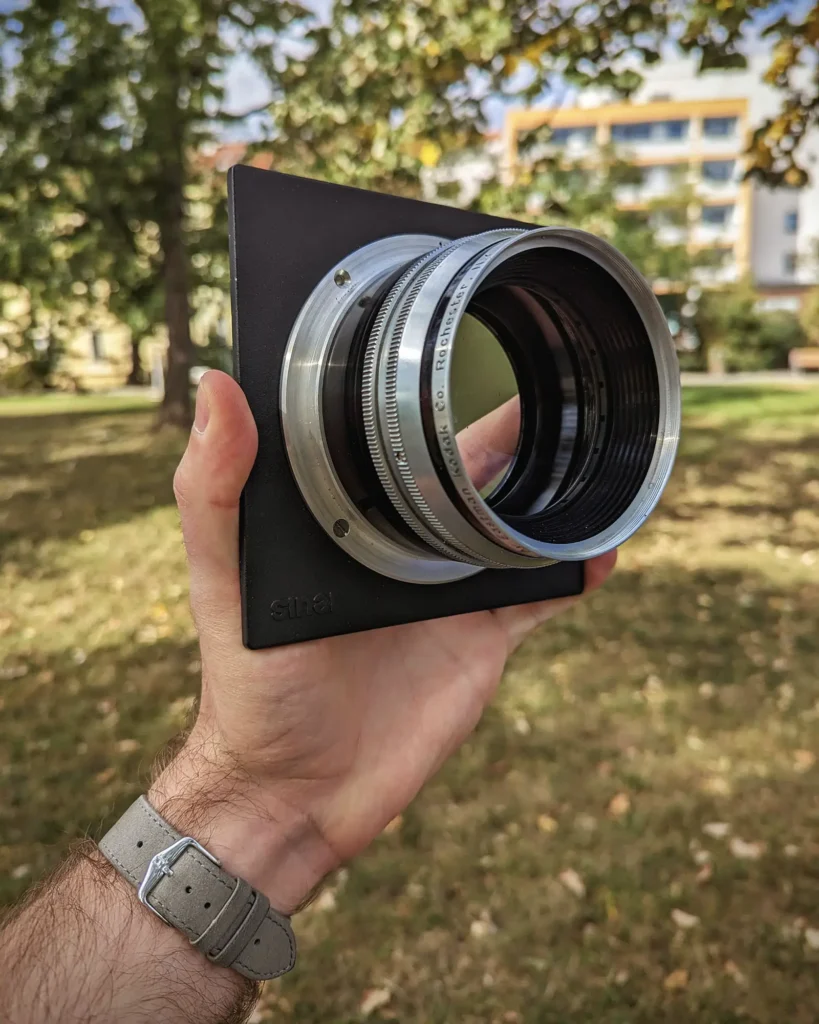 Kodak Portrait - příklad meniskové konstrukce