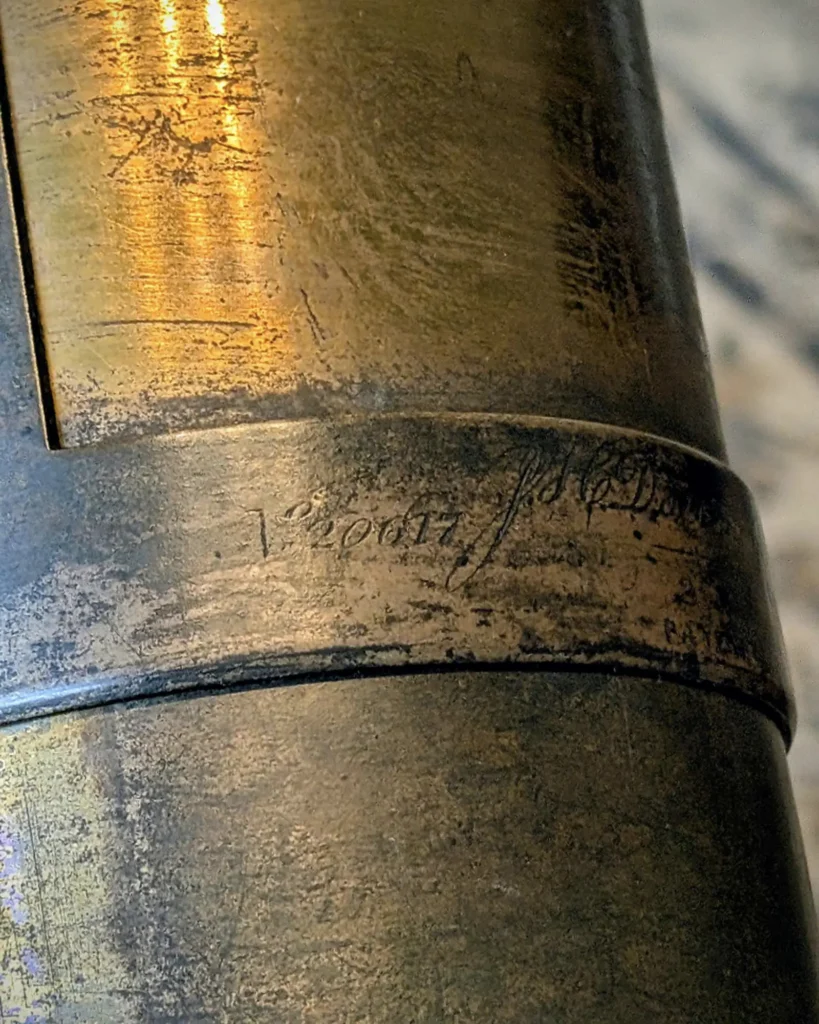 Detail signování - sériové číslo odpovídá roku 1873