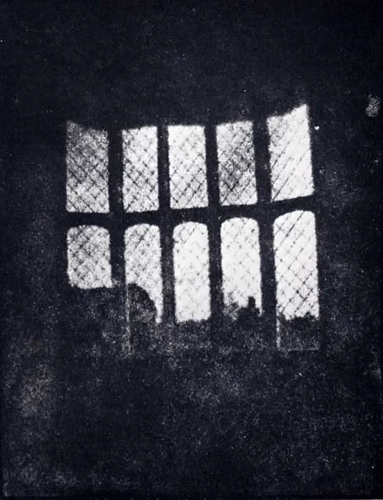 Arkýřové okno — William Fox Talbot (1835)